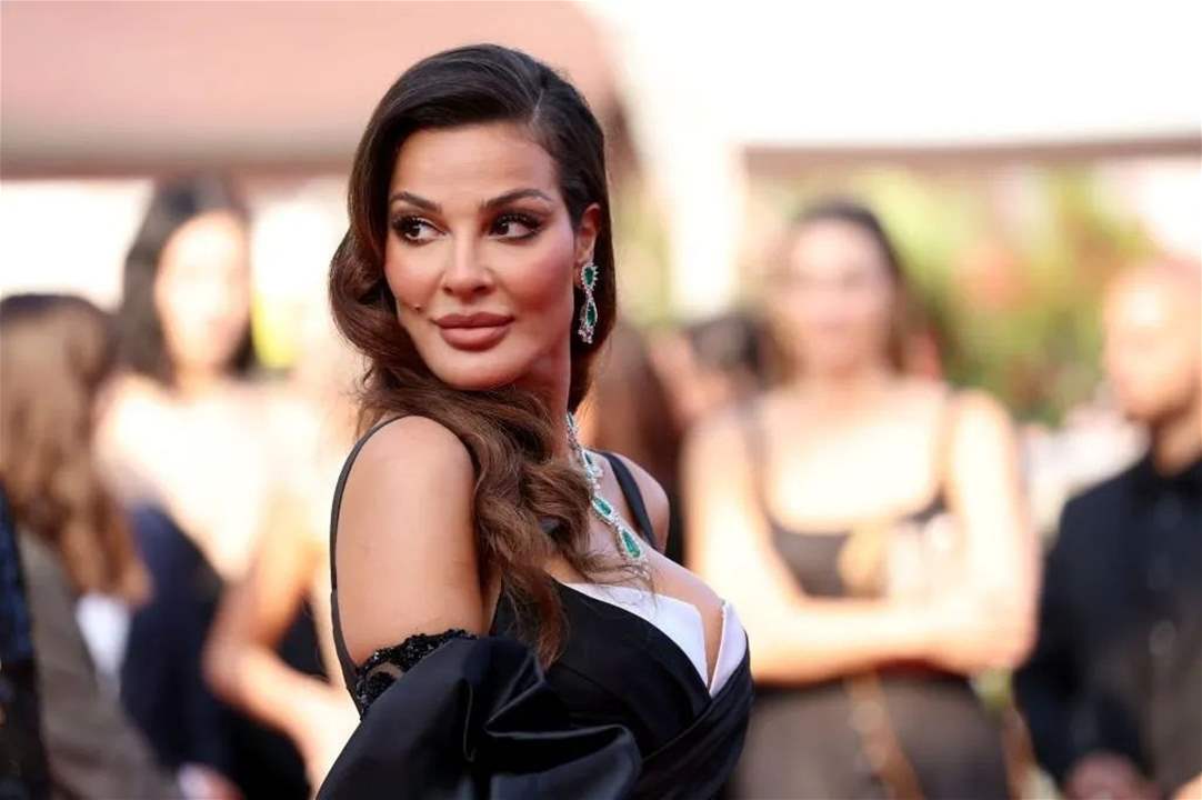 إطلالة نادين نسيب نجيم على السجادة الحمراء في مهرجان "كان" تتصدر
