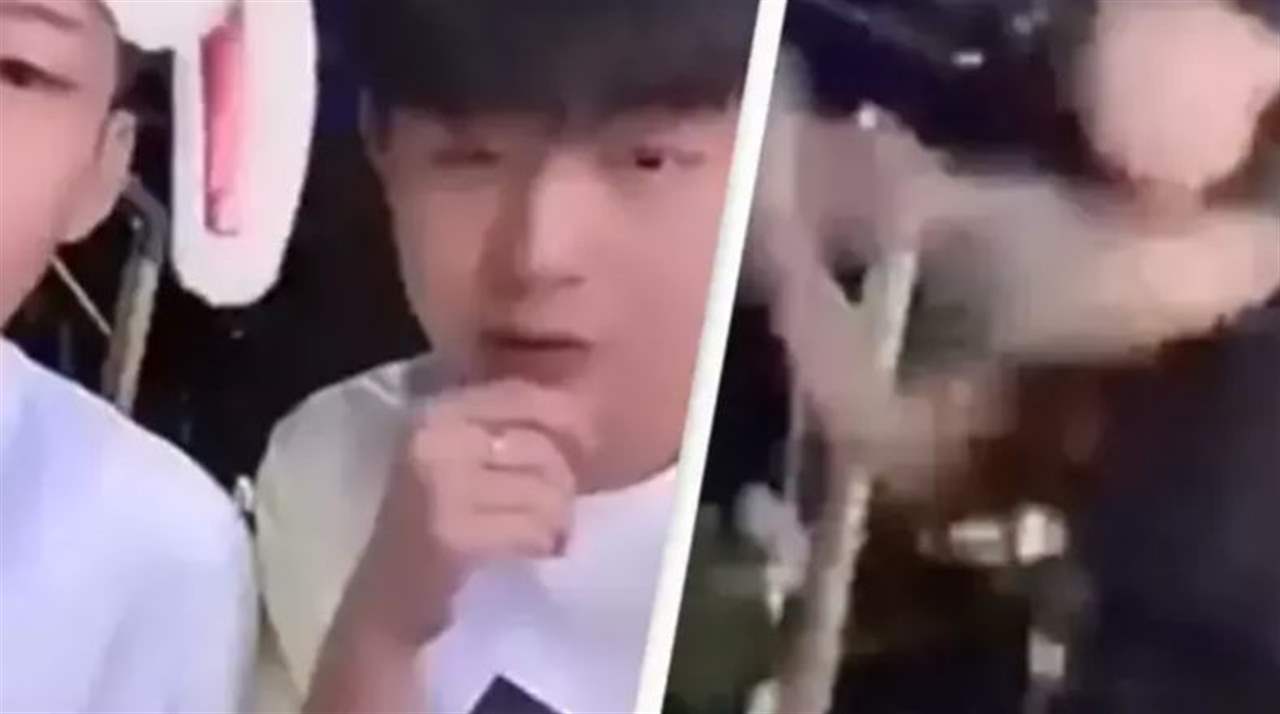 مشهد مرعب.. انقض بالسيف على مؤثر مشهور خلال بث أونلاين!