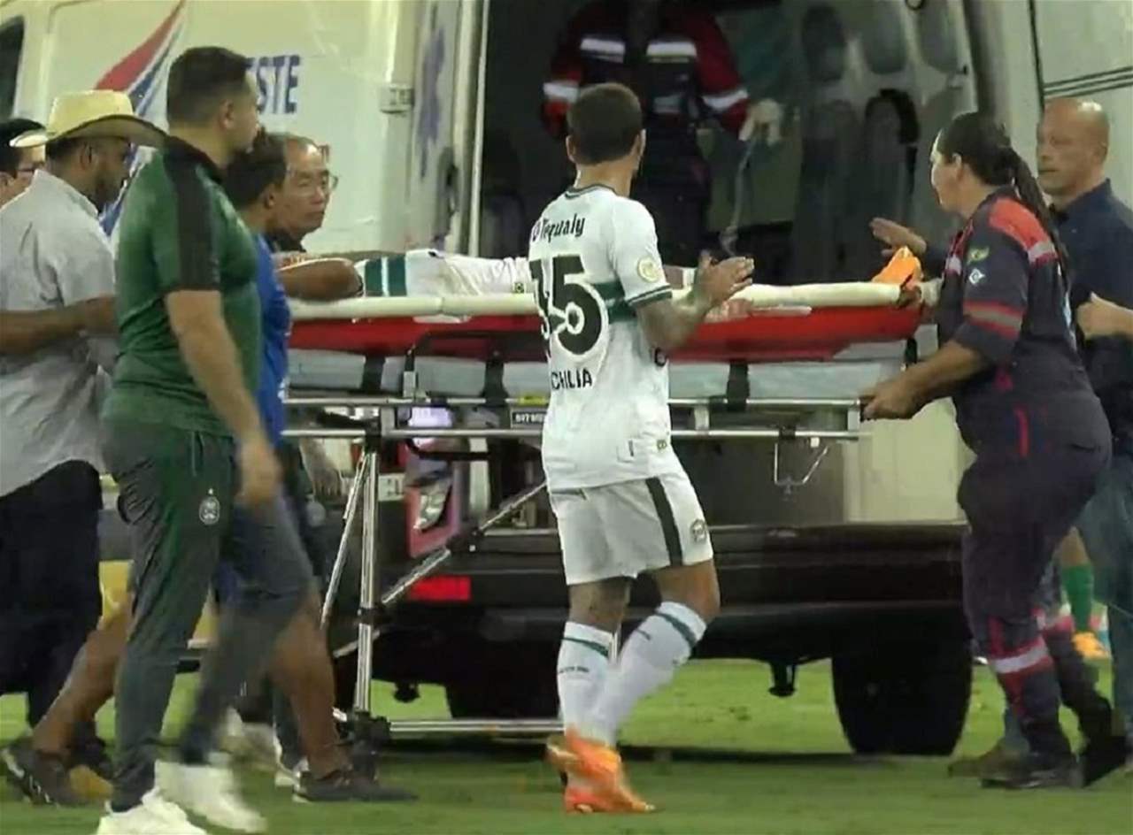 فيديو - المهاجم قال شيئاً مُبهماً ثم أنهار على العشب