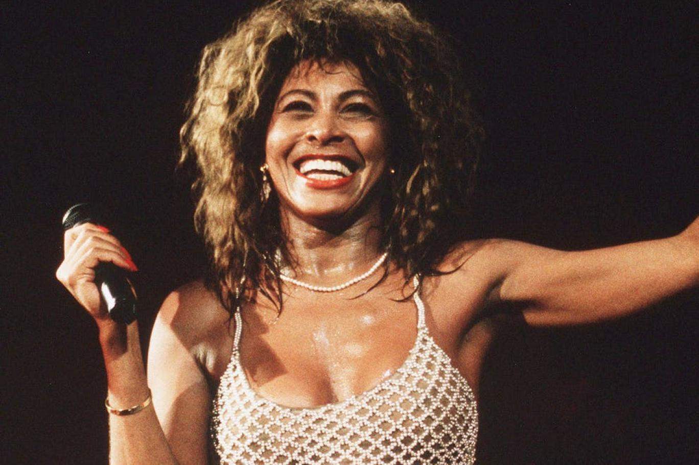 زوج تينا تيرنر يخطط لتحويل منزلها إلى متحف لعرض تذكارات من مسيرتها