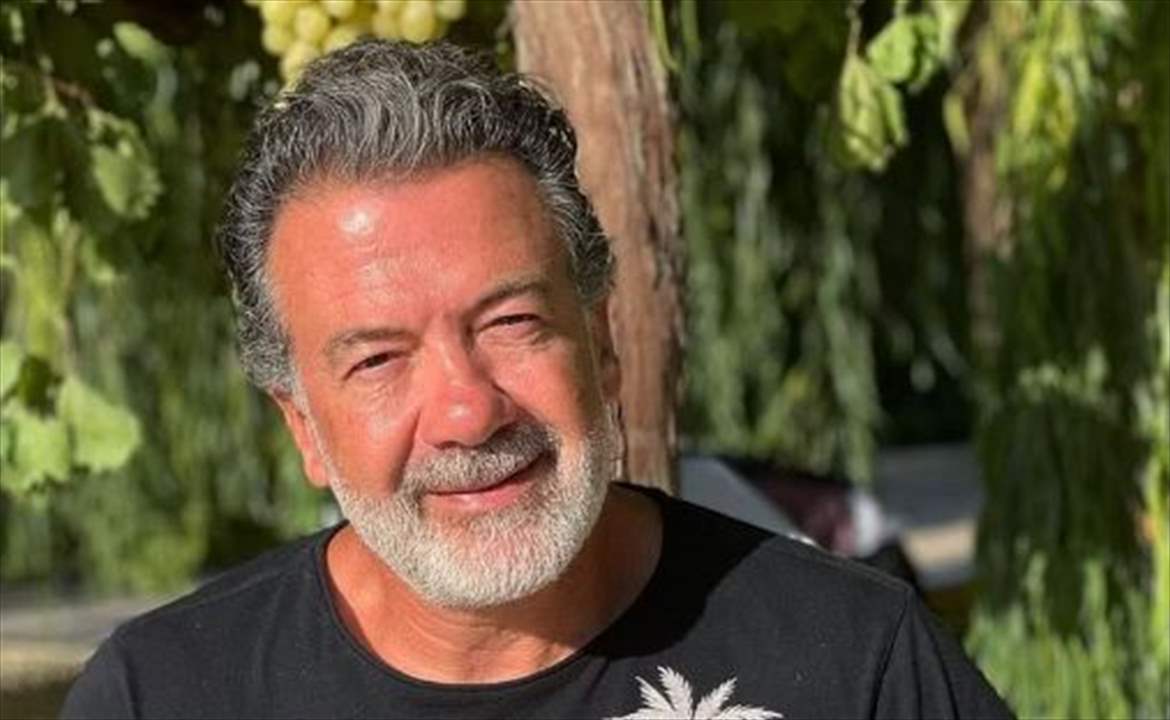 أحدث ظهور لـ طوني بارود في تخرج ابنته "ديا ماريا" برفقة والدتها كريستينا صوايا