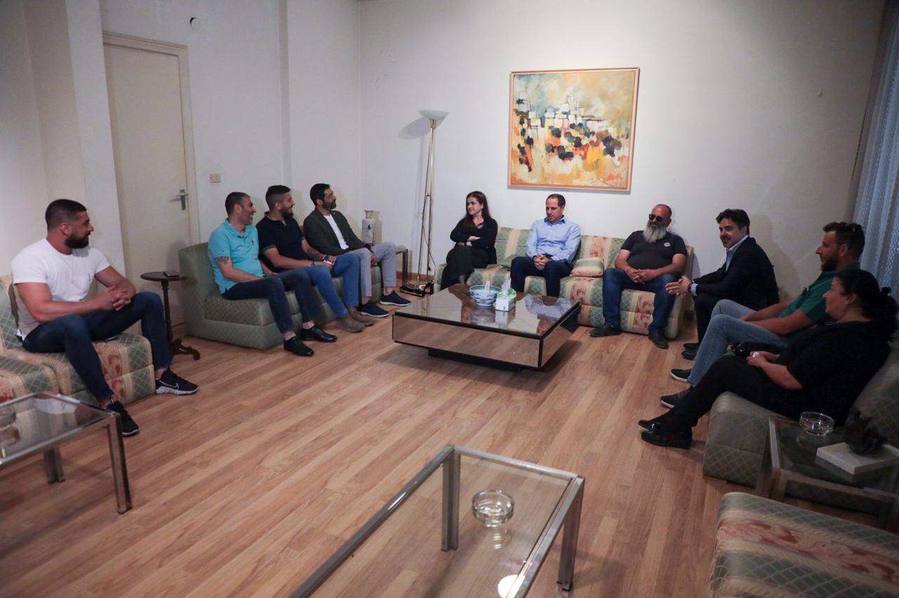 الجميّل وقع عريضة تشكيل لجنة تحقيق دولية في انفجار مرفأ بيروت 