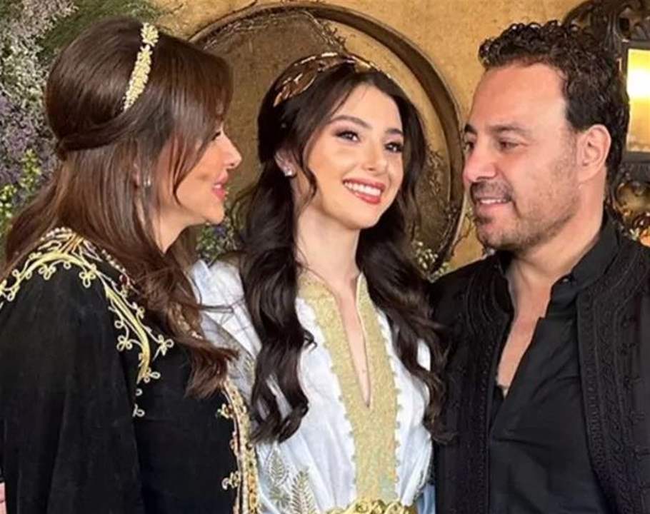 كوليت و عاصي الحلاني يتأثران في حفل حناء ابنتهما ماريتا الحلاني