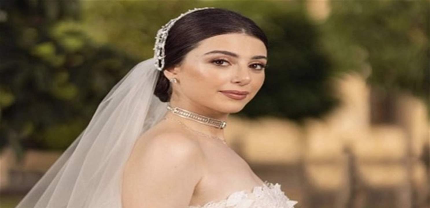 بكاء عاصي الحلاني  في حفل زفاف ابنته ماريتا الحلاني.. والأخيرة تتأثر