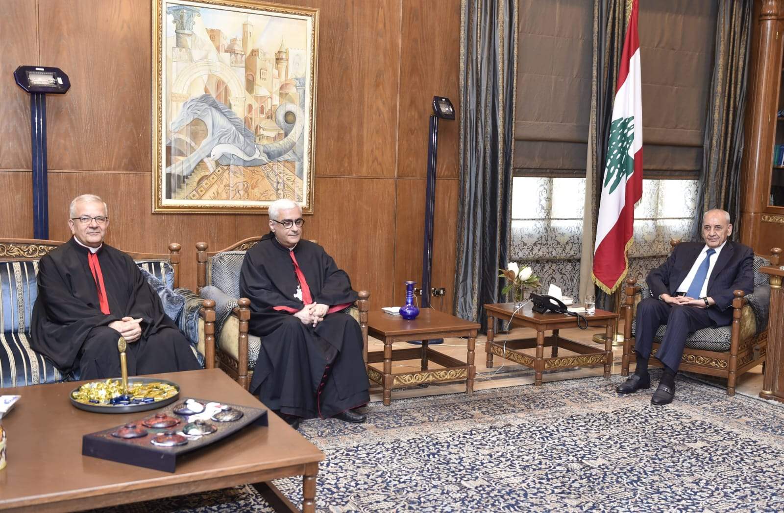      بري يعرض الإستحقاق الرئاسي مع المطرانين عبد الساتر والعمار ويستقبل وزير النقل العراقي