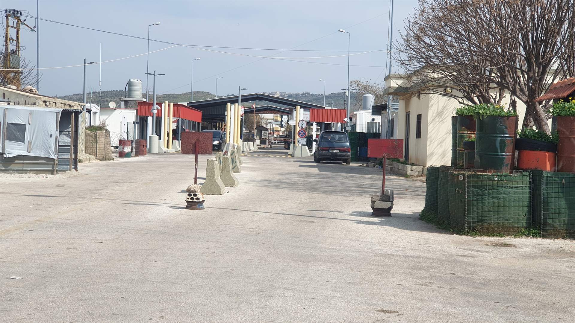 عمليات التهريب مستمرّة على ضفاف النهر الكبير والجيش اللبناني يُطارد سيارة تقلّ سوريين إلى لبنان