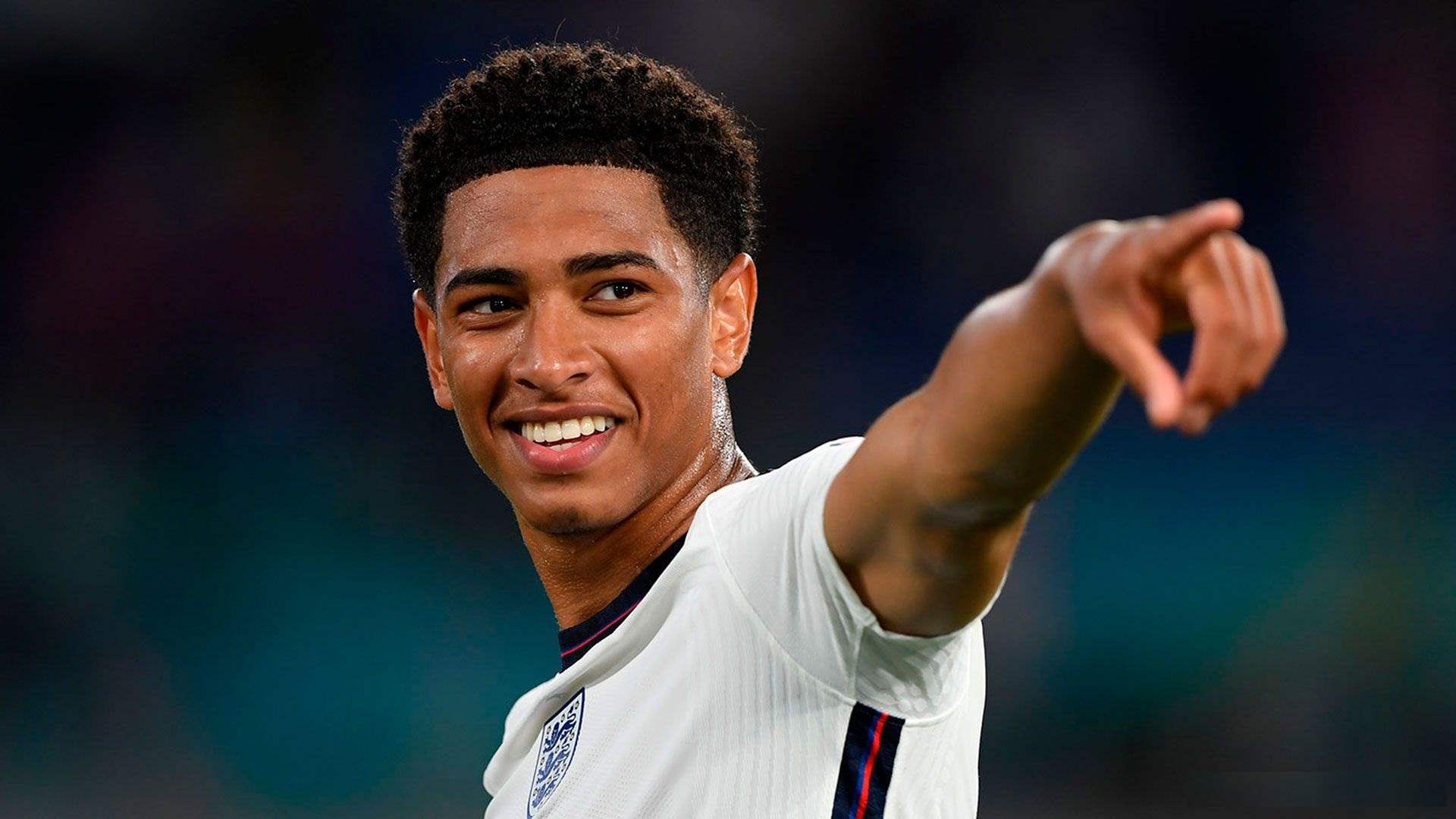 جود بيلينغهام ينتقل رسميا إلى ريال مدريد