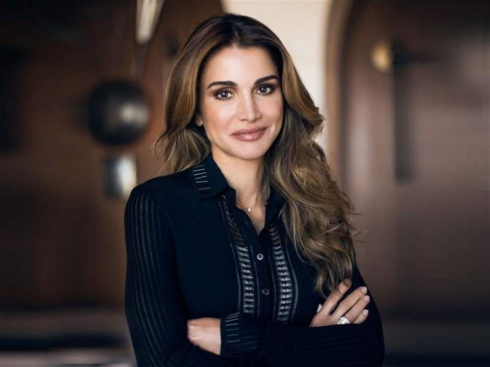 الملكة رانيا توثق حادثة حصلت امامها وردة فعلها العفوية تتصدر الترند 