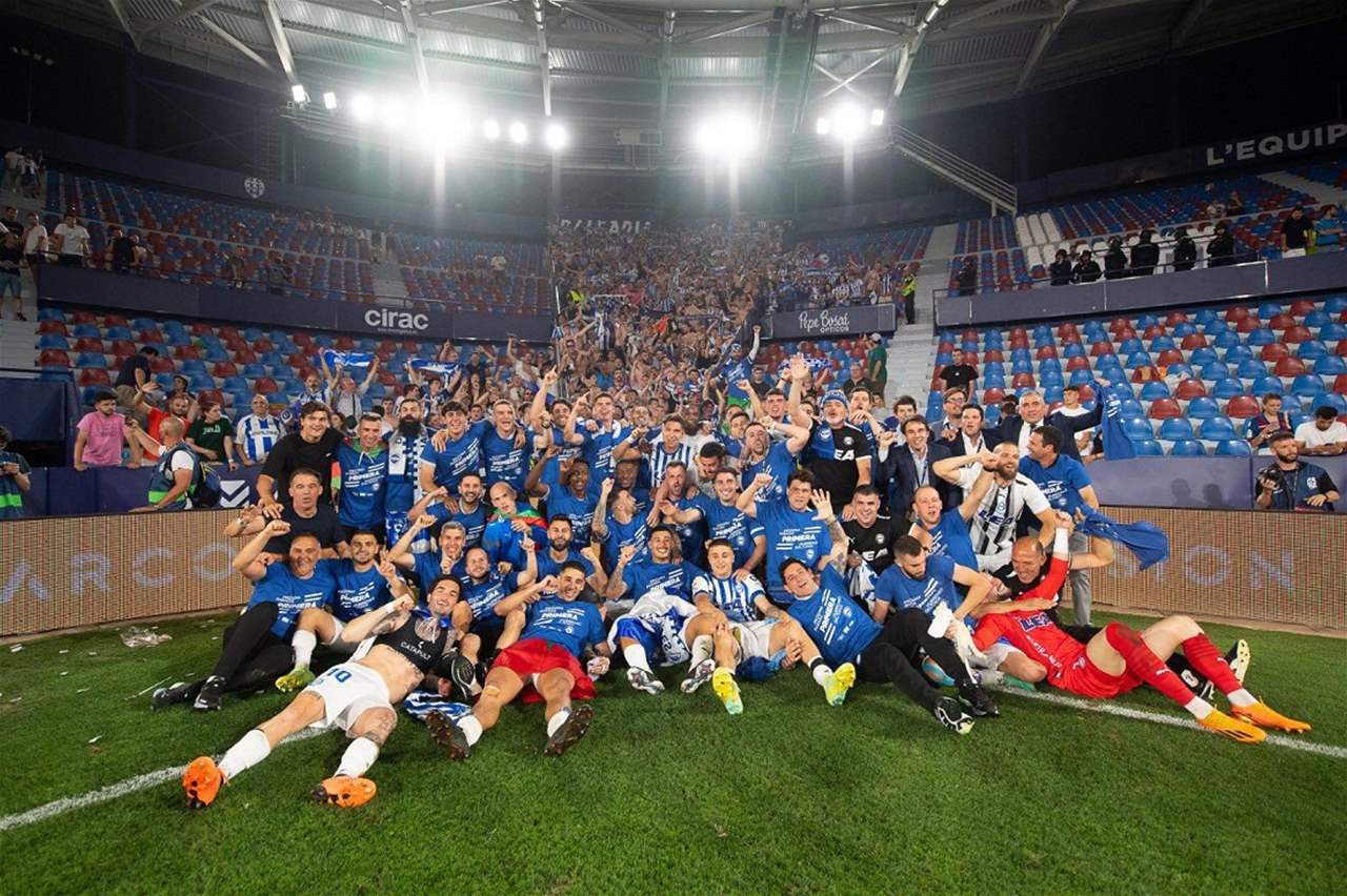 فيديو - وسائل التواصل تضجّ باحتفالات مذهلة لألافيس بالعودة الى الأضواء 