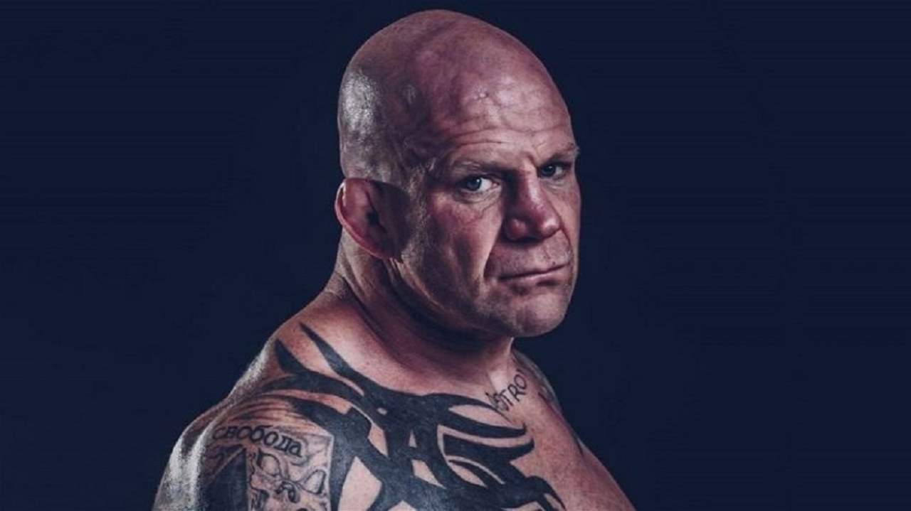 مونسون الأميركي - الروسي يعتزل في موسكو