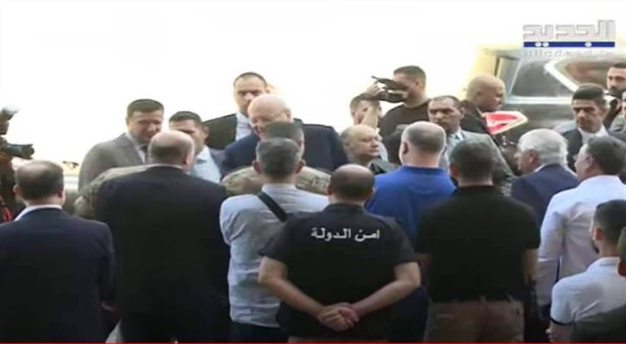 رئيس حكومة تصريف الاعمال نجيب ميقاتي يقوم بجولة تفقدية في مطار بيروت