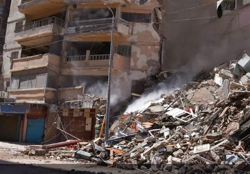 محافظ الاسكندرية يكشف تفاصيل تتعلق بالمبنى المنهار : حدث به انشطار نصفي رأسي