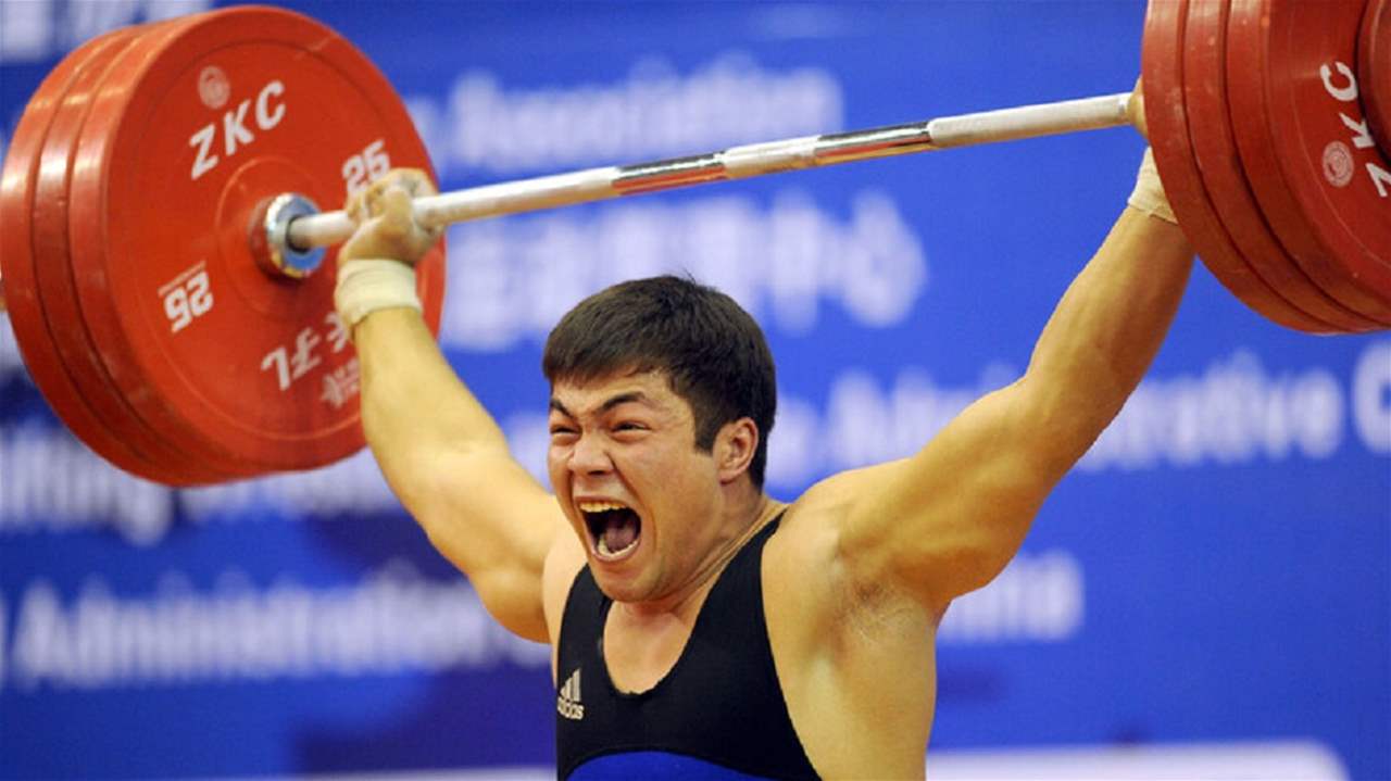 العثور على بطل رفع الأثقال ميتاً .. وهذا سبب الوفاة