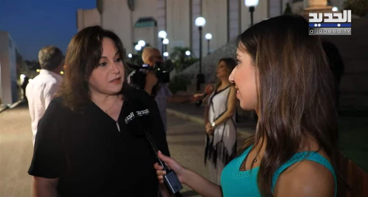 كلوديا مرشيليان تهاجم السياسيين وكارين رزق الله في اول تعليق على قضية اللاجئين