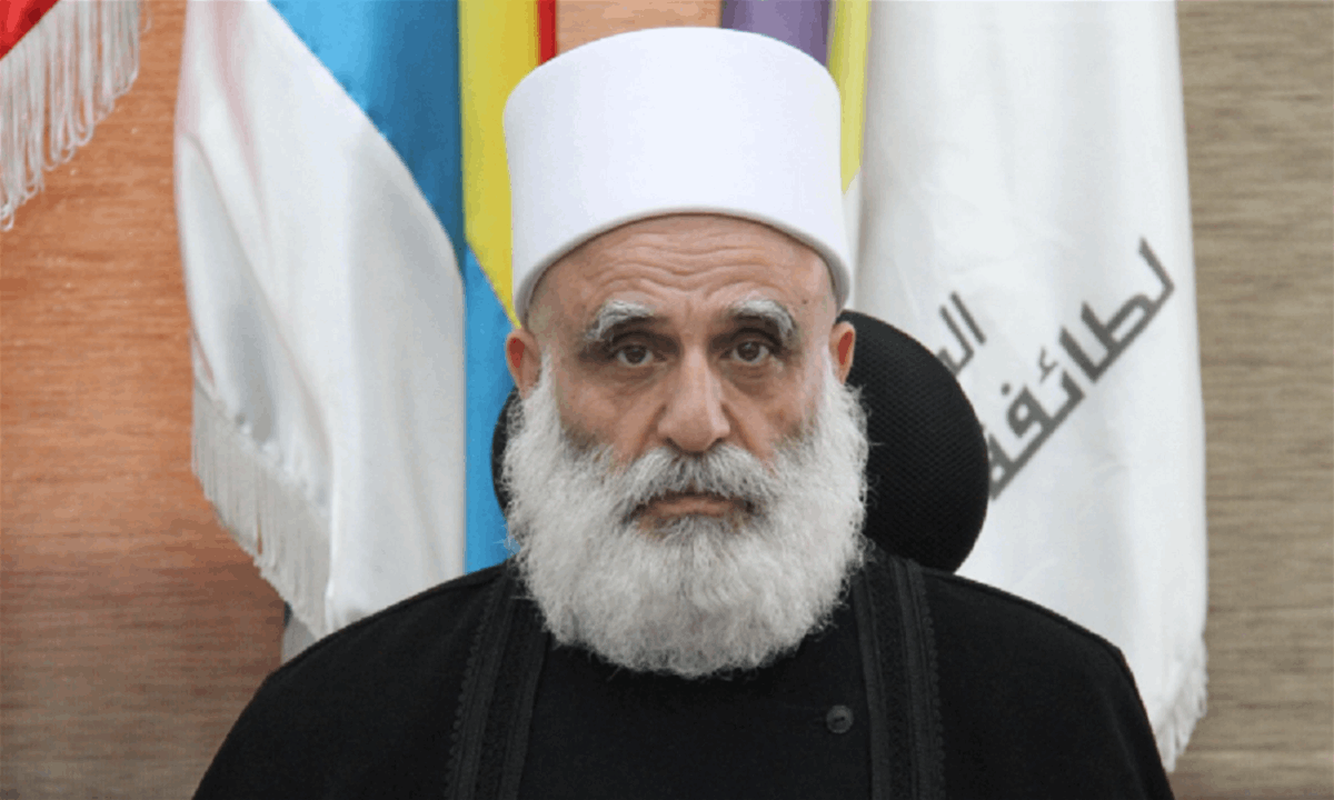 شيخ العقل في خطبة الأضحى: كفى تحديا وارتكابا لجرائم تهديم الوطن