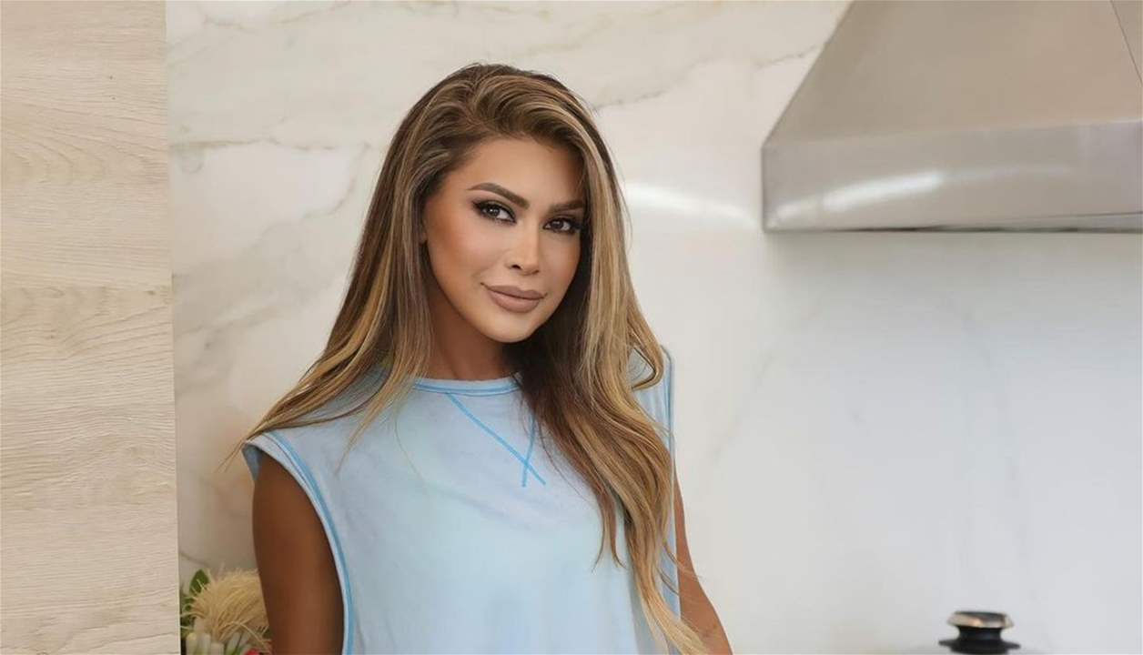 فيديو لـ لحظة سقوط نوال الزغبي .. تداركت الموقف بطرافة و عفوية