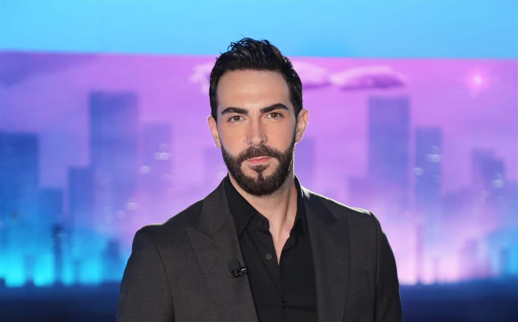 كارلوس عازار ضيف حلقة الليلة من "كتاب الشهرة"