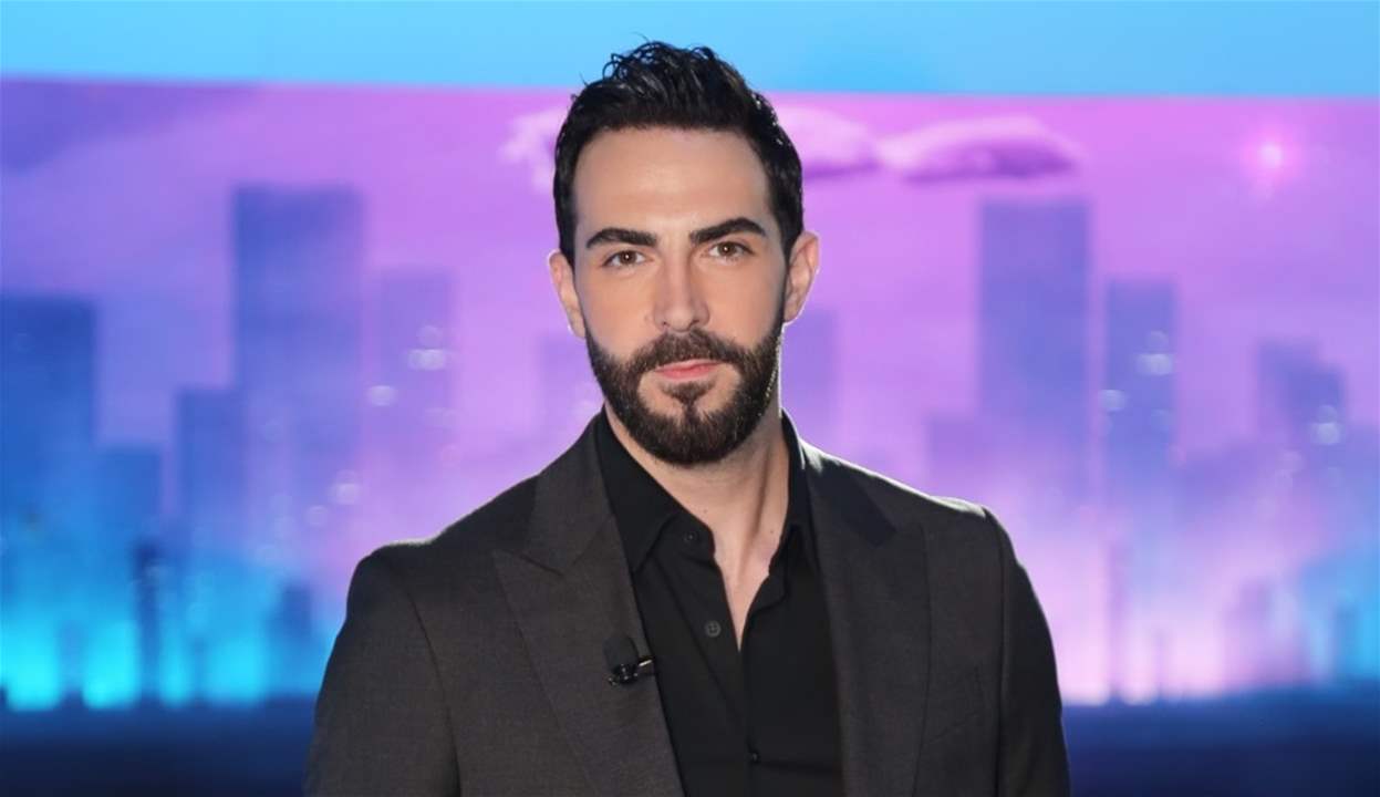 كارلوس عازار يتحدث عن أجور الممثلين الخيالية في "ستيليتو" ويكشف علاقته بالدين: الجنة والنار رمزية