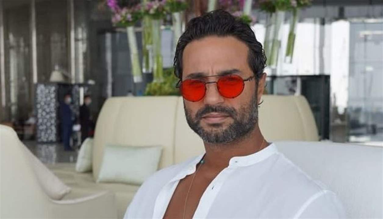 كريم فهمي يوضح حقيقة أزمته مع هنا الزاهد