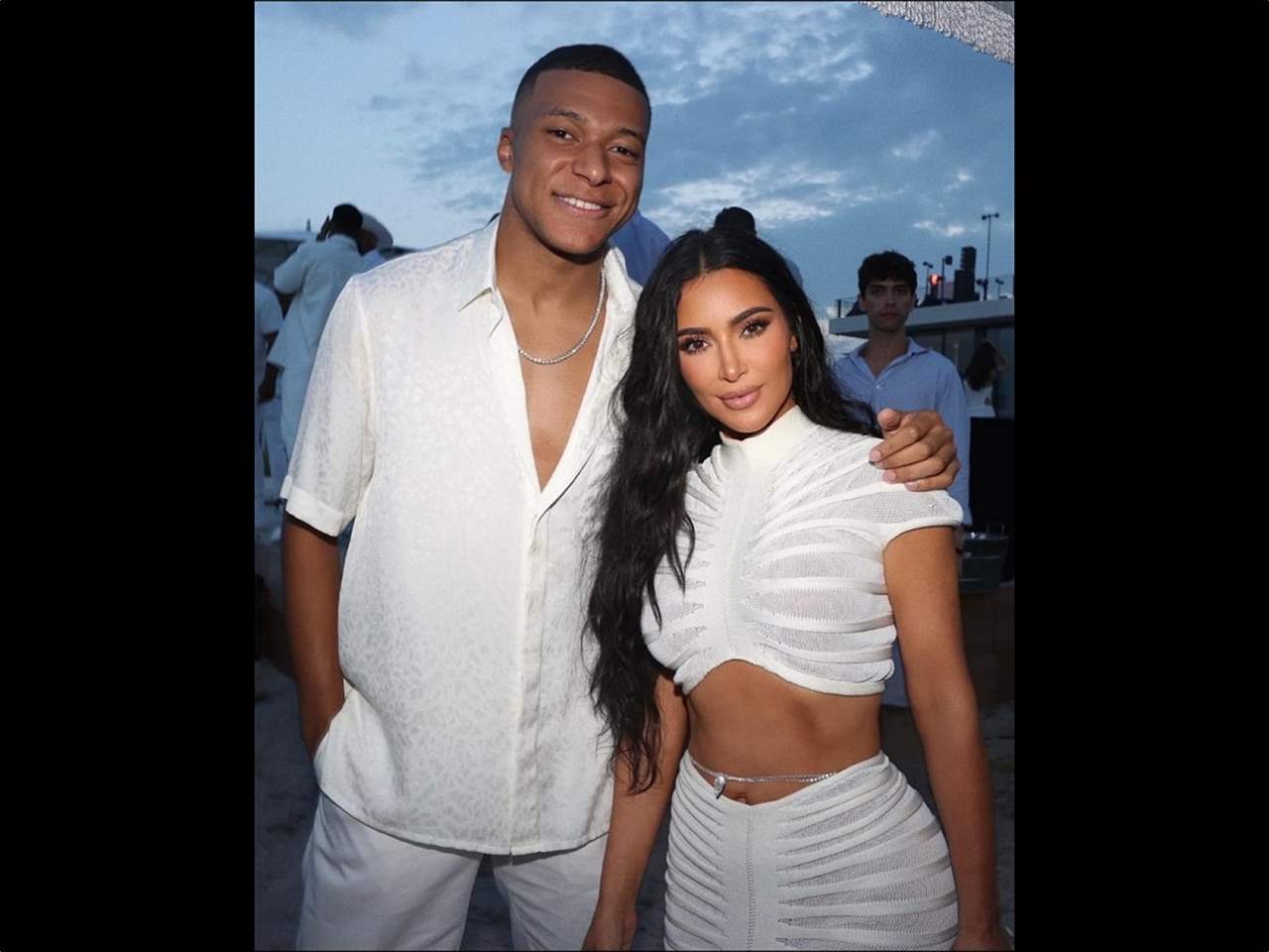 فيديو - كيليان مبابي مع كيم كارداشيان "الملعونة" .. فما هو الأسوأ؟