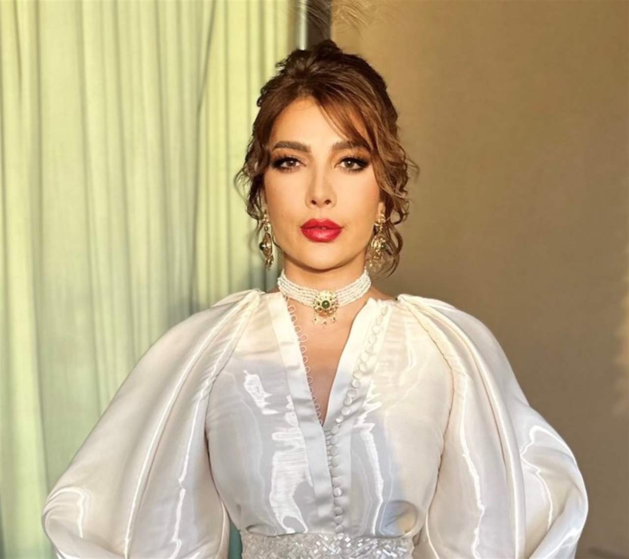 اصالة تتوقف عن الغناء خلال حفلها في المغرب بسبب طفلة من الجمهور 