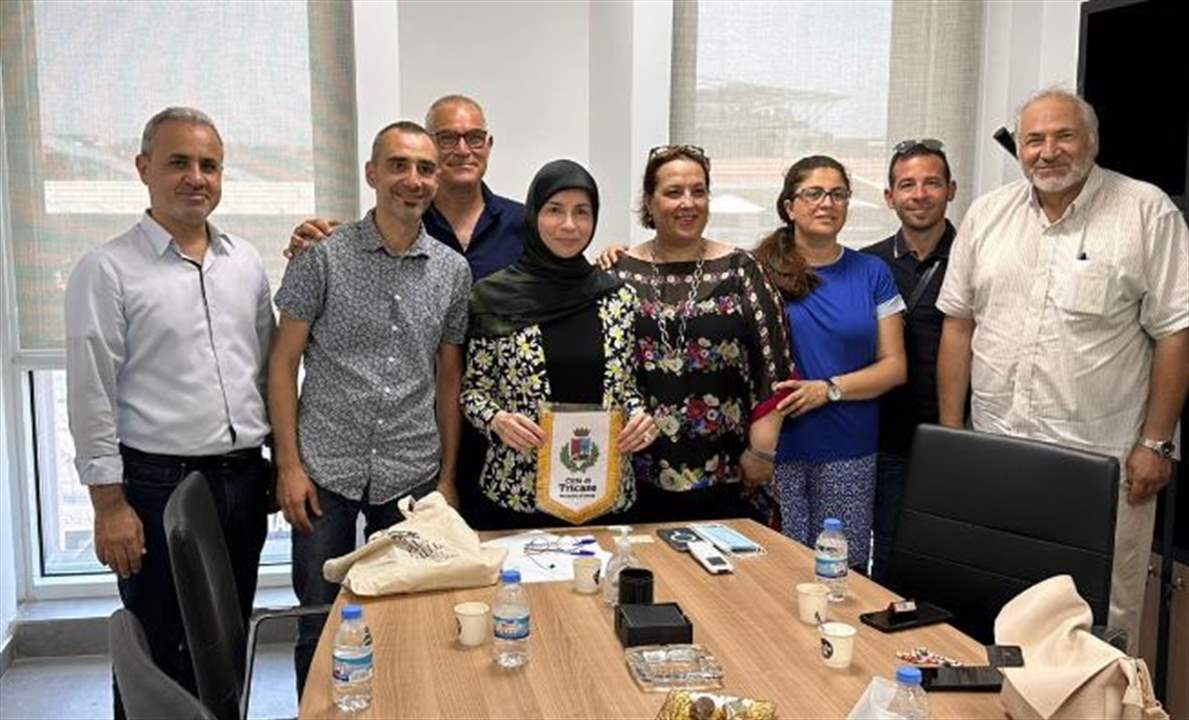 عز الدين تابعت مع وفد من بلدية تريكازي الايطالية إمكان تطوير مرفأ صور والتعاون وصولاً إلى التوأمة بين المدينتين