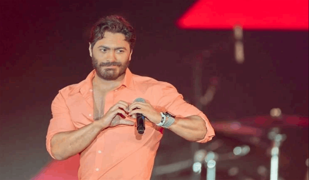 تامر حسني يفاجئ روّاد السينما في بيروت خلال عرض فيلمه الجديد 