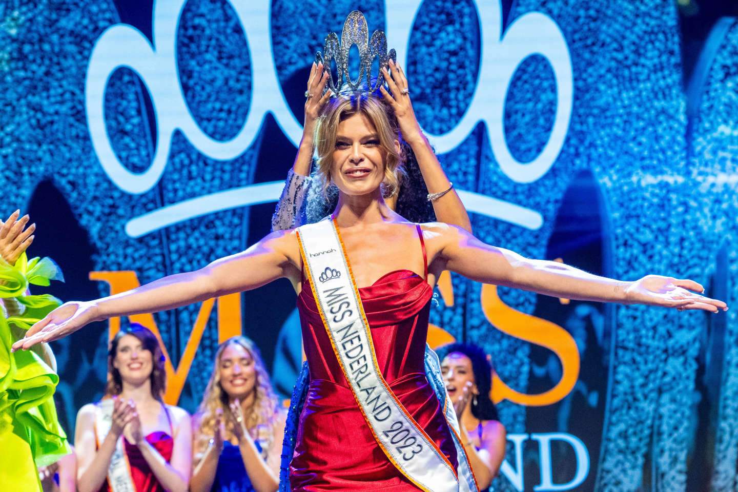 للمرة الأولى في التاريخ.. متحول يفوز بلقب «ملكة جمال هولندا»