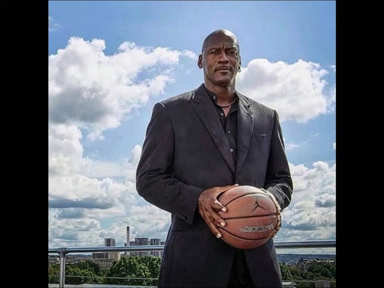 مايكل جوردان تخلص أخيراً من شارلوت هورنتس