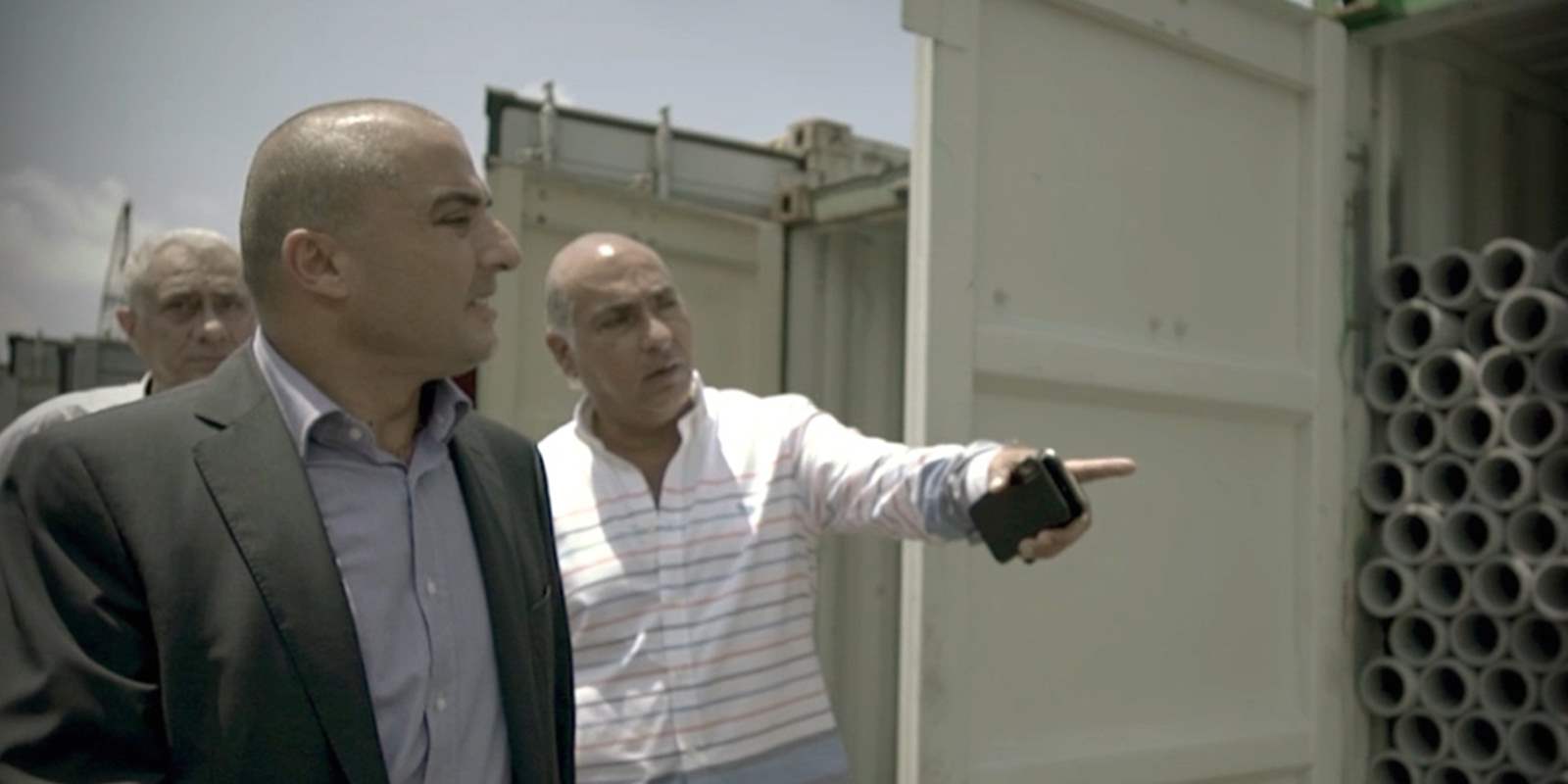 "رواية الحجز على البضاعة" هل تمت حراسة شحنة الأمونيوم في مرفأ بيروت ؟ 