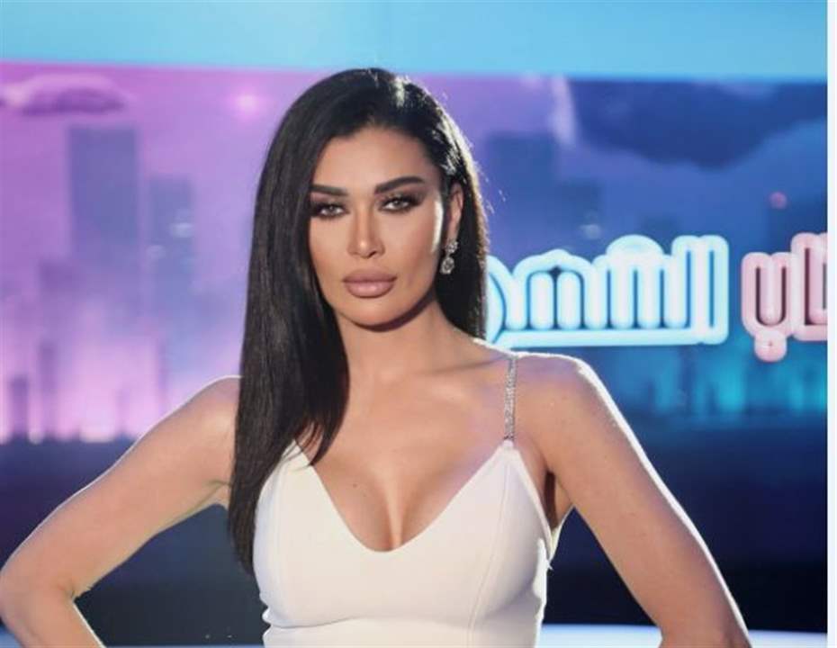 نادين الراسي تدعم موهبة شقيقتها الغنائية.. هذا ما قالته 