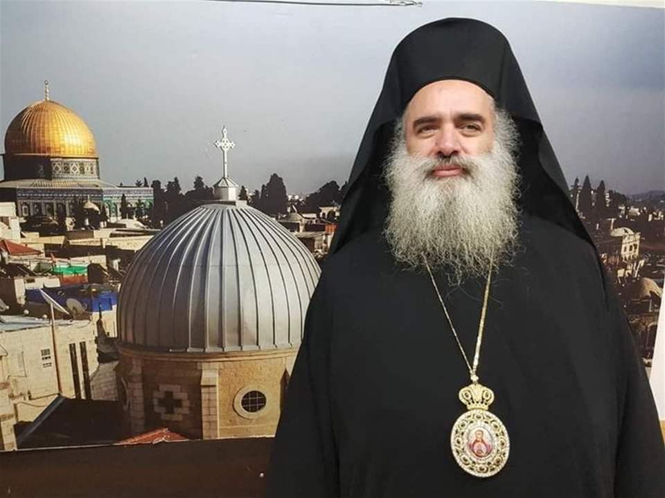 أسامة سعد تلقى اتصالا من المطران حنا من فلسطين المحتلة: للتوقف عن العبث بأمن المخيمات والذهاب لتوحيد الموقف والكلمة لأن العدو الصهيوني يتربص بنا