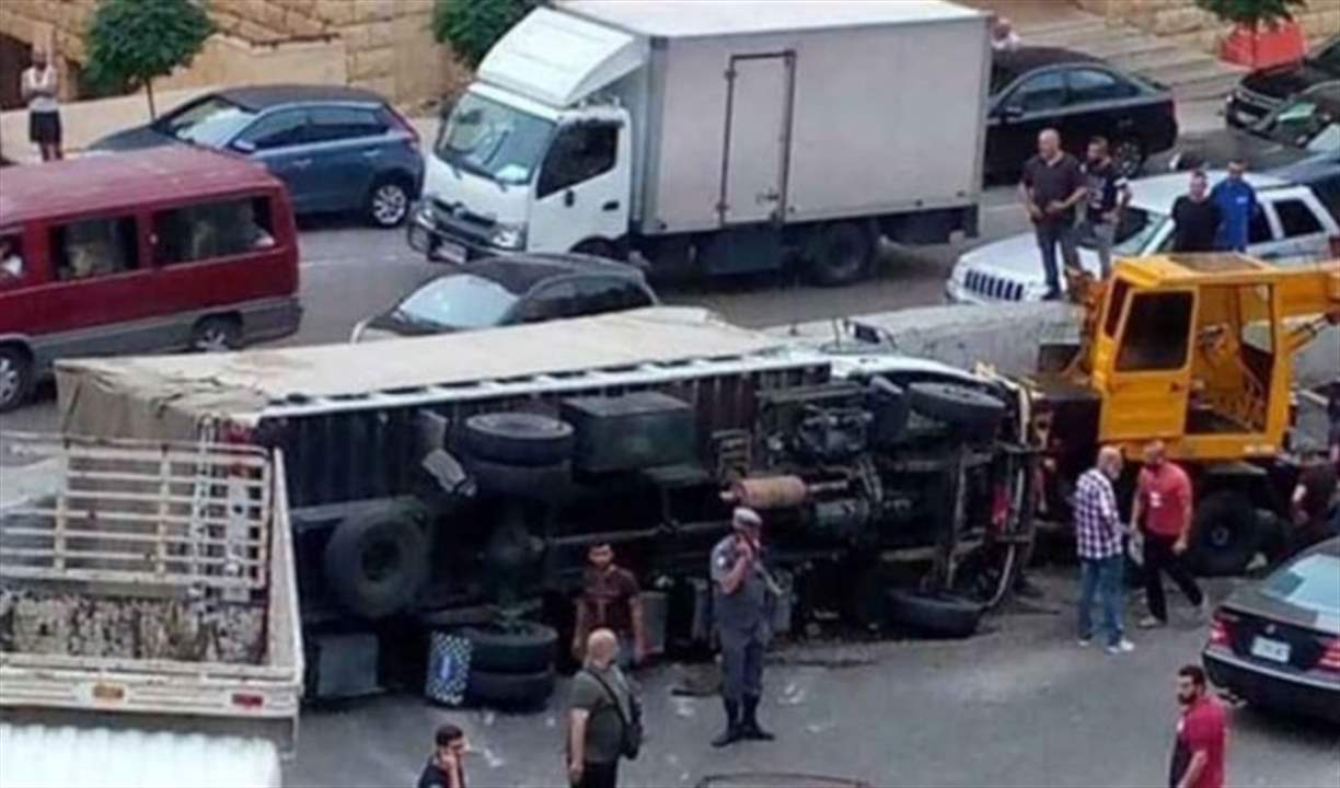 بيان لأهالي منطقة الكحالة: نطلب من جميع المحبّين المشاركين في التشييع عدم إطلاق الرصاص حفاظاً على جلالة الموقف