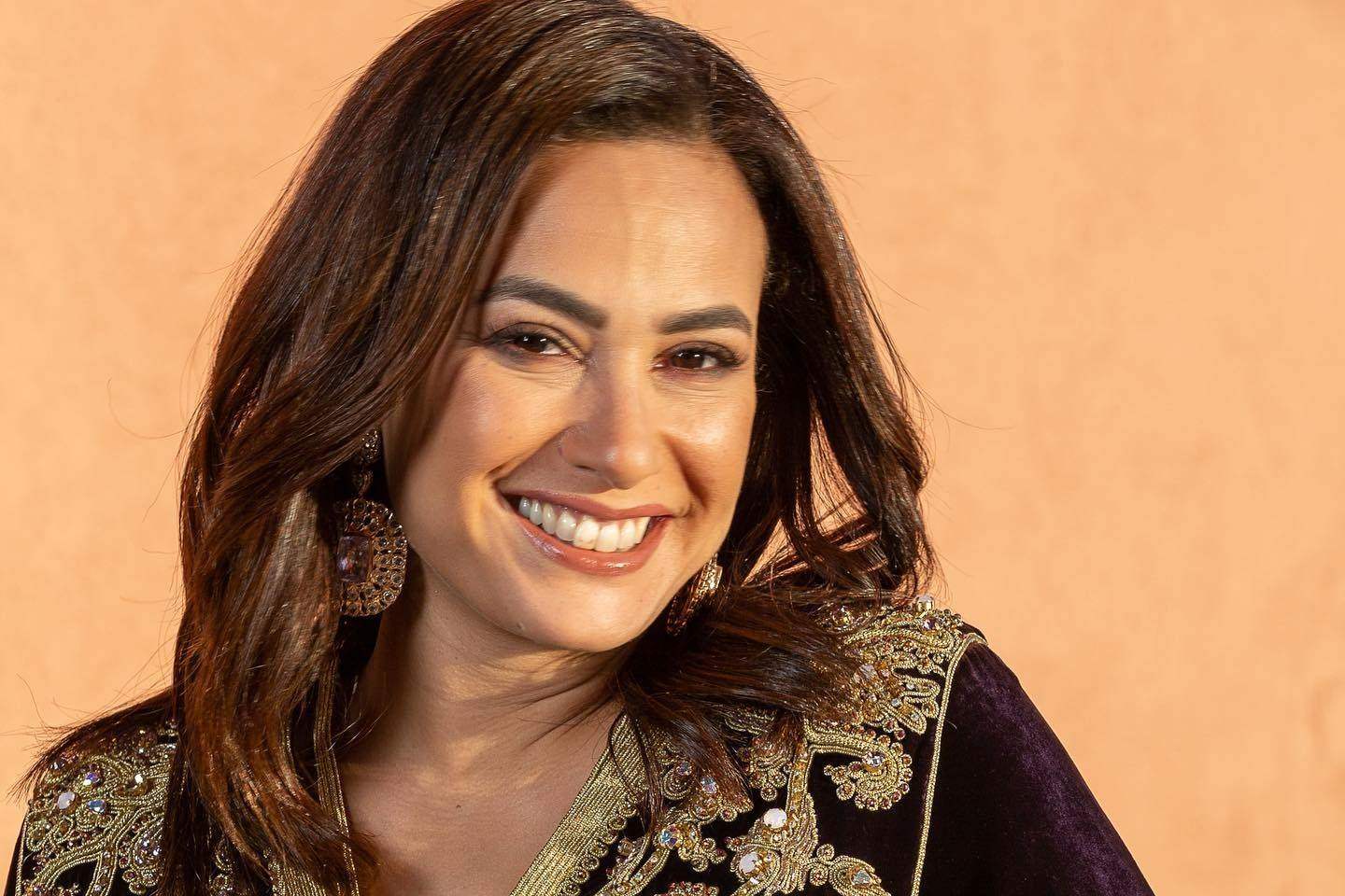 ابنة هند صبري تلفت الأنظار في أحدث ظهور لها.. فيديو حديث الجمهور 