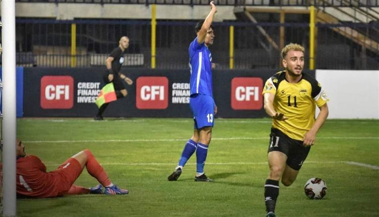 فيديو - اشتباكات عنيفة في "ديربي الشمال الأردني"