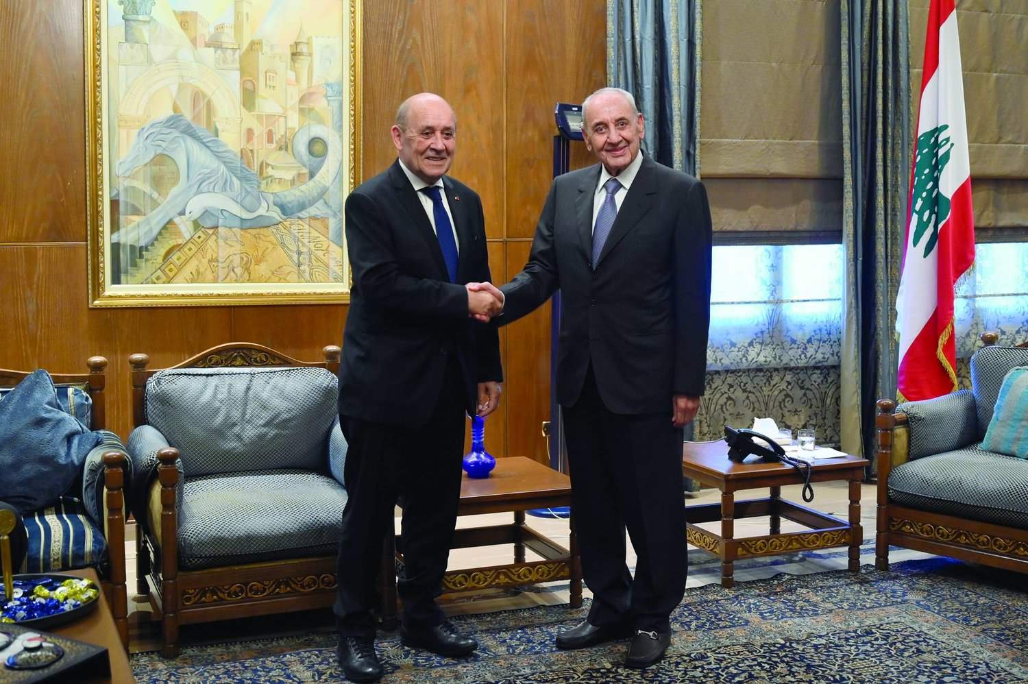 "الشرق الاوسط": طريق لودريان  "لا تبدو سالكة".. ردود الفعل النيابية حيال مبادرته لم تكن إيجابية ومشجعة