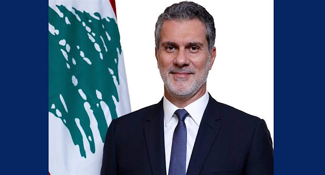 وزير السياحة يناشد المعنيين عقد اجتماع طارئ لحل ما يحصل بمطار بيروت