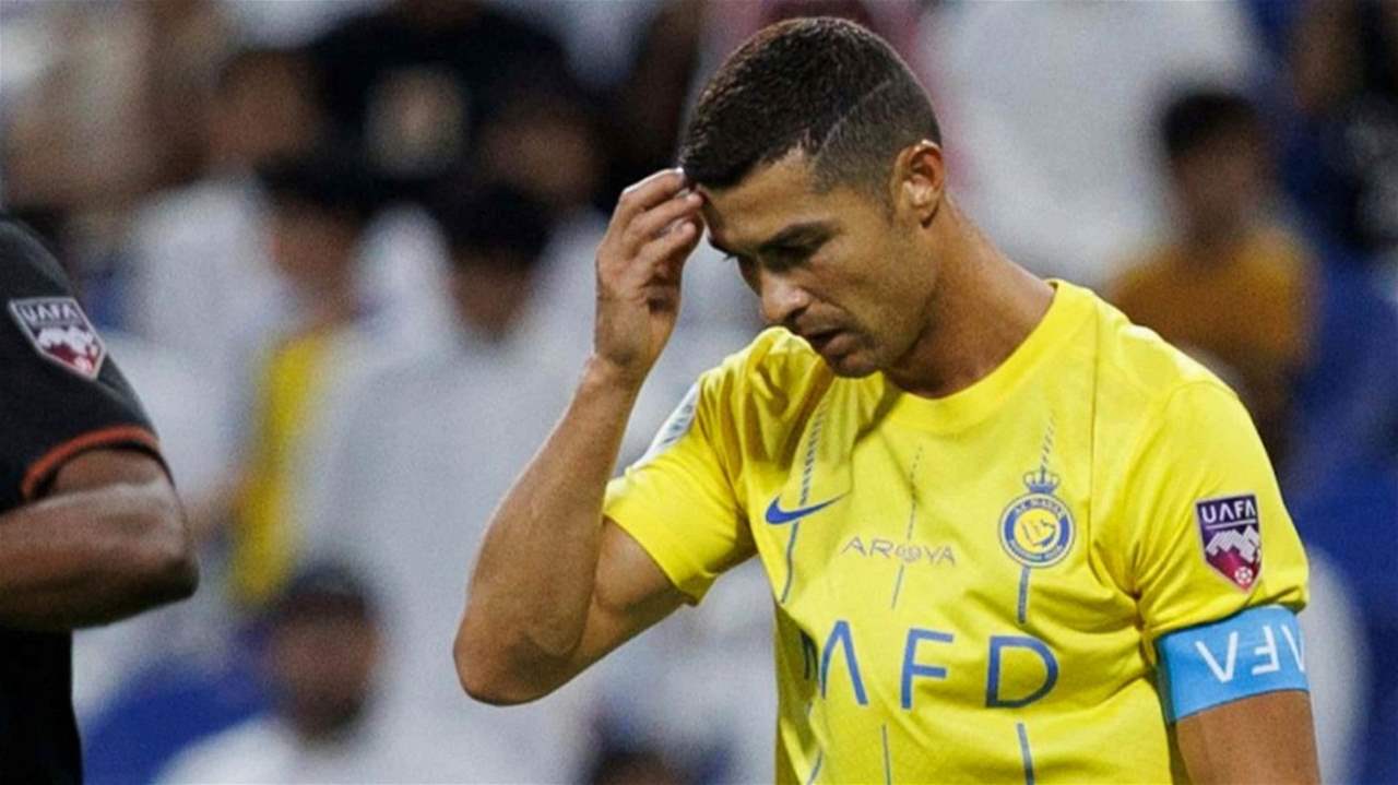 فيديو - رونالدو الغاضب يطالب الحكم بالاستيقاظ !!