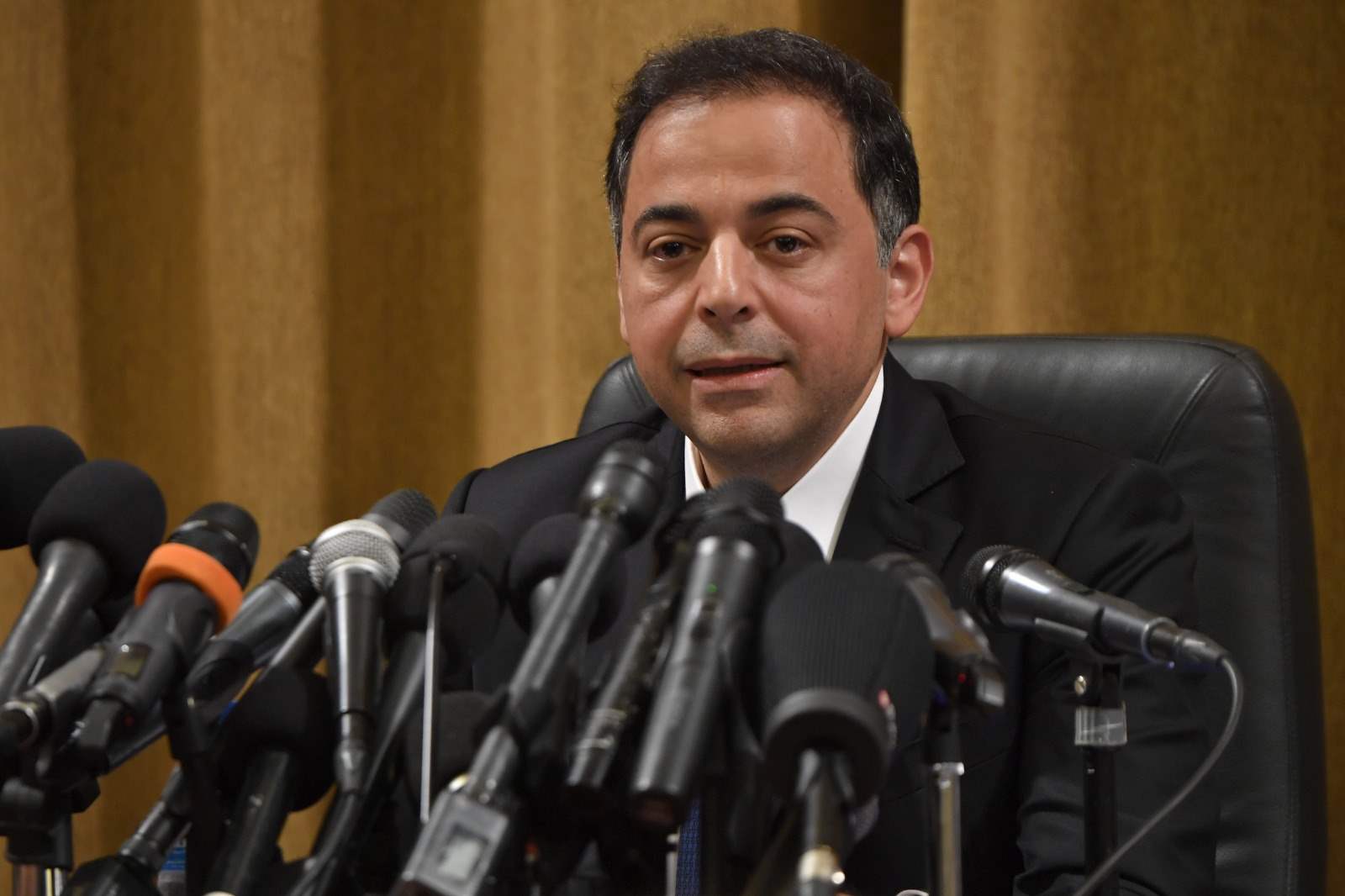 وفد نيابي يزور حاكم مصرف لبنان بالإنابة..اللقاء تمحور حول سياسات المركزي الحالية الهادفة إلى الاستقرار المالي وحفظ أموال المودعين