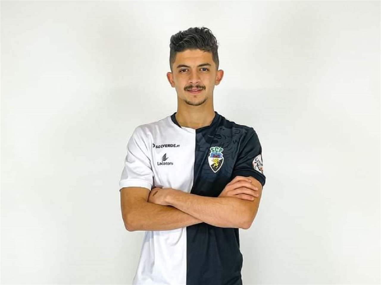 فيديو - هل تذكرون الاسطورة بلّومي؟ .. نجله يُعيد التاريخ