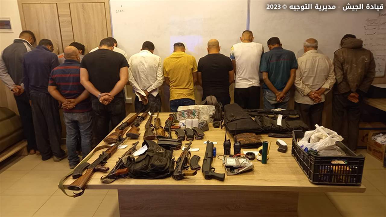 الجيش: عملية دهم في بلدة الفاعور البقاعية وتوقيف 13 شخصًا لتورطهم في إشكال تخلّله إطلاق نار