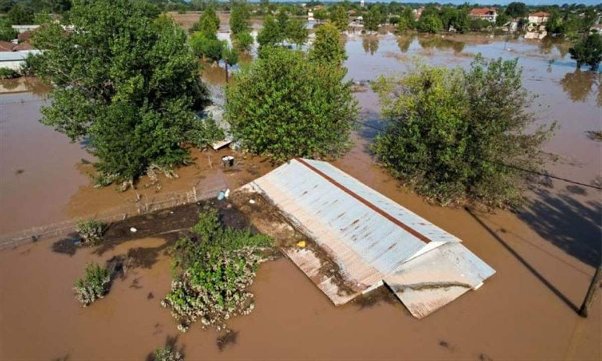 اعصار دانيال يضرب ليبيا بقوة ويتجه الى مصر.. نانسي عجرم واليسا وغيرهما يعلقون