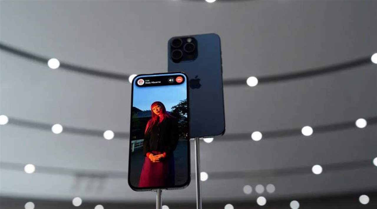 مقارنة بين آيفون 14و15.. فهل يستحق الشراء؟