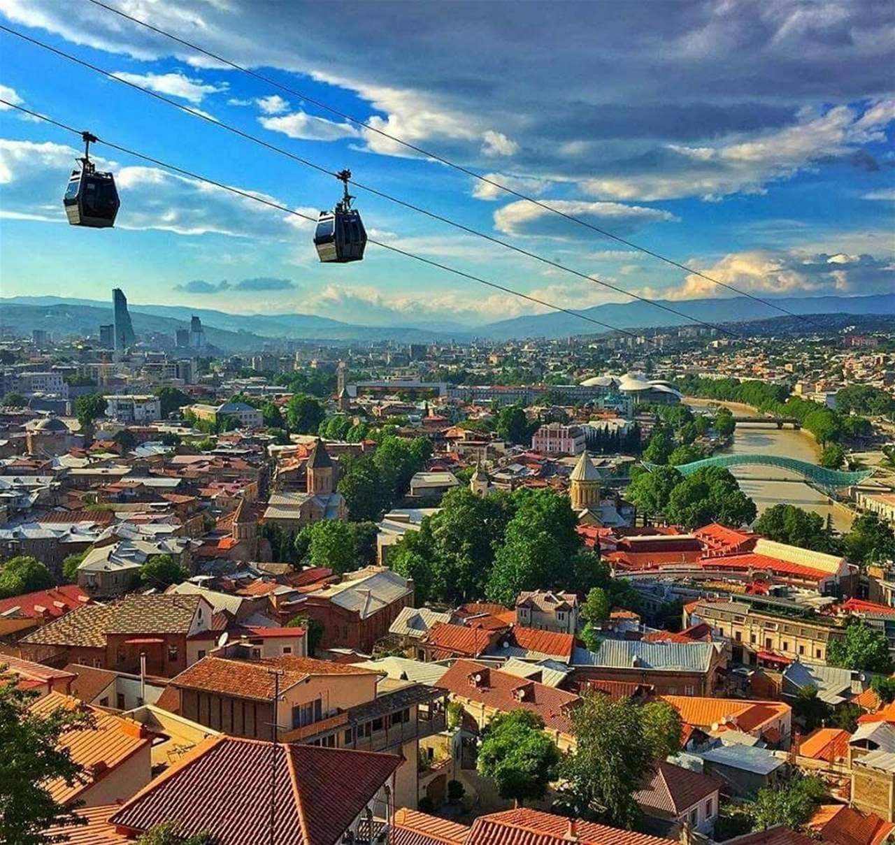 هزة أرضية على بعد عدة كيلومترات من عاصمة جورجيا 