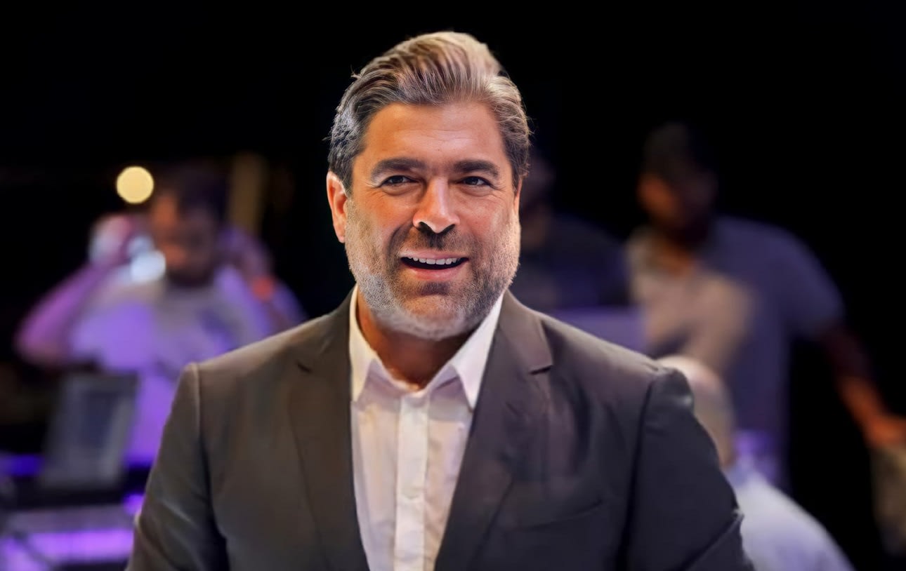 ظهور نادر لـ والد وائل كفوري أثناء حفله في بيروت والجمهور: نسخة عنو