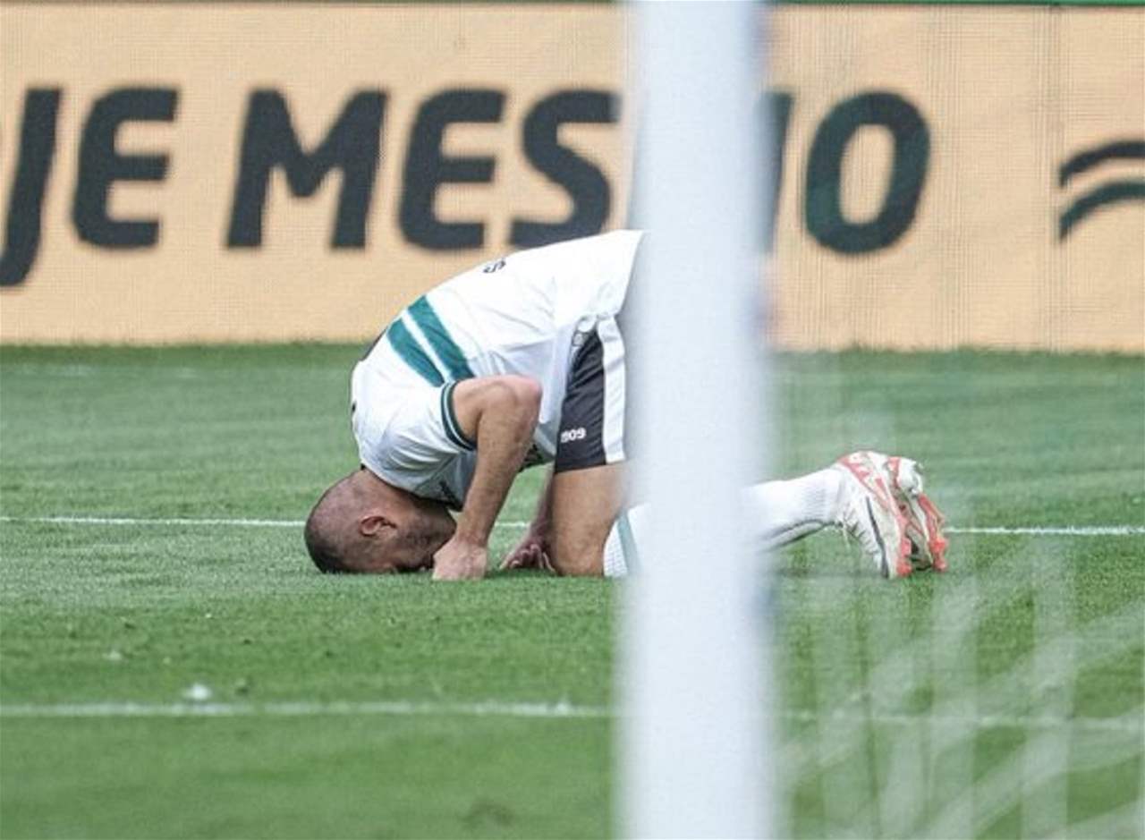 فيديو - اشتباكات بين الجمهورين قبل المباراة وبعدها