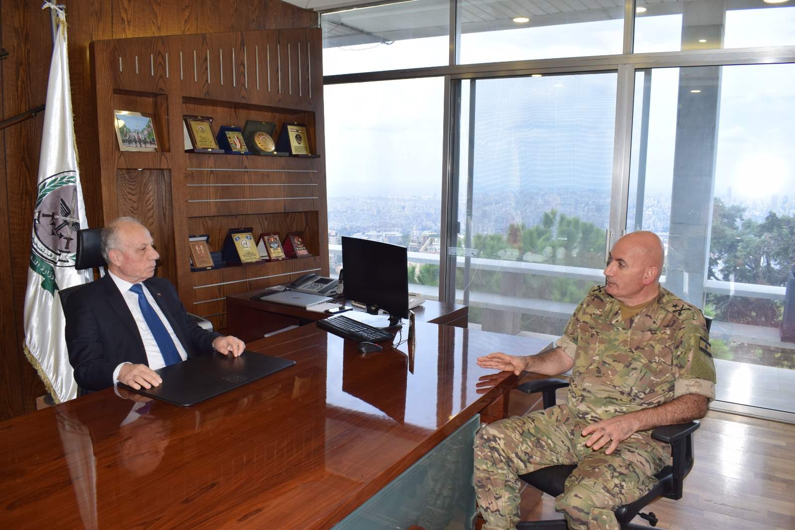 وزير الدفاع كلّف العميد الحسيني تسيير أعمال  المديرية العامة للإدارة