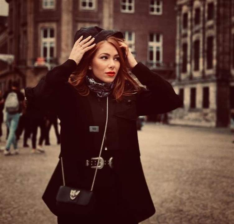 دانييلا رحمة و الكسندر علوم يتعرضان للانتقاد بسبب ما فعلاه في العراق بعد حريق  الحمدانية  