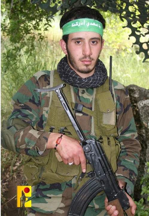 &quot;ارتقى نتيجة العدوان الصهيوني على جنوب لبنان&quot;..  حزب الله يزفّ الشهيد علي رائف فتوني من بلدة زقاق البلاط   