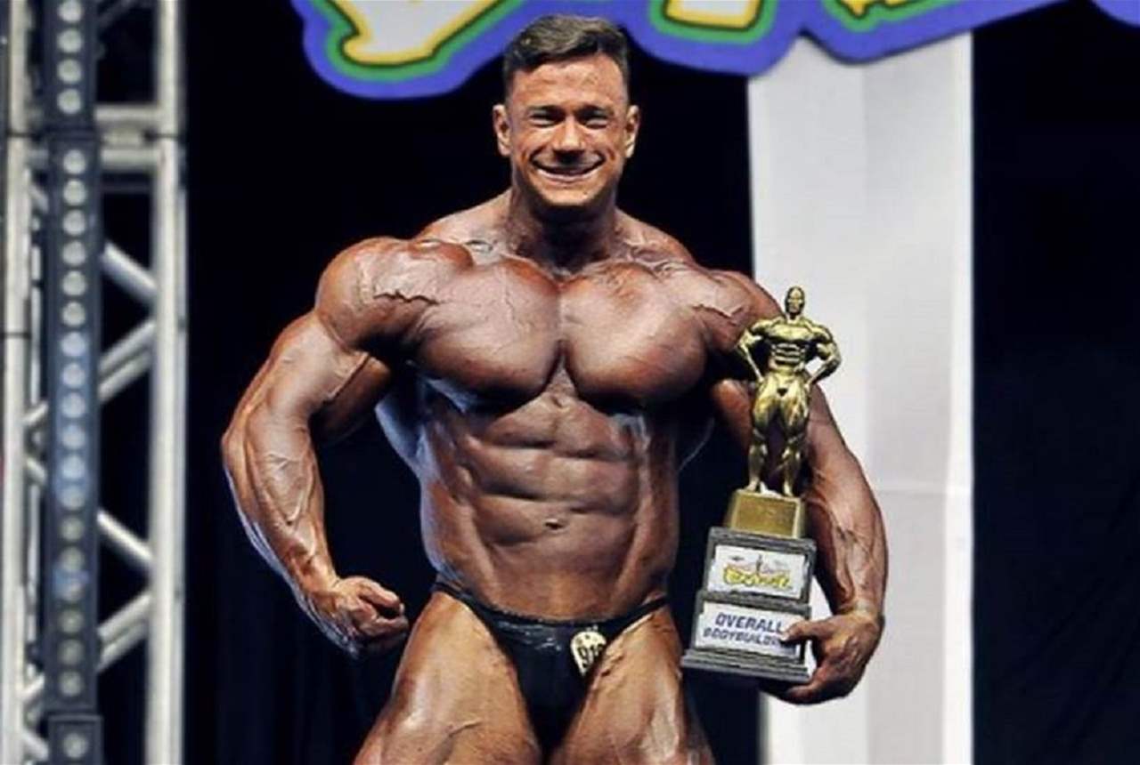 وفاة بطل كمال الأجسام عن 29 عاماً